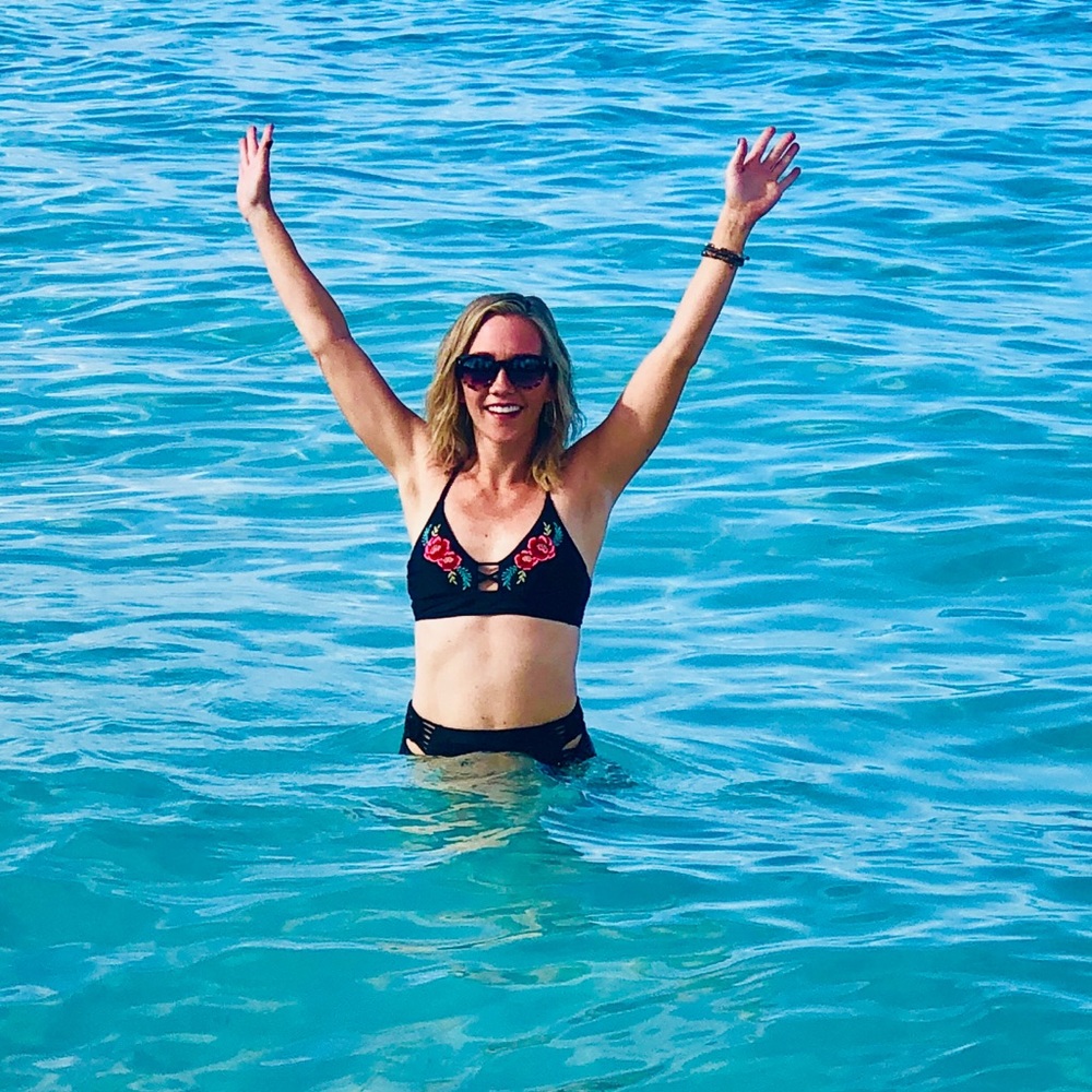 Meet your Posher, Holly